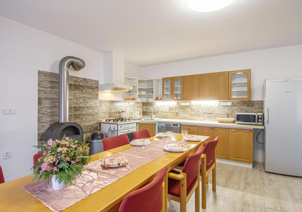Velky Apartman Zlamanka Kroměříž المظهر الخارجي الصورة